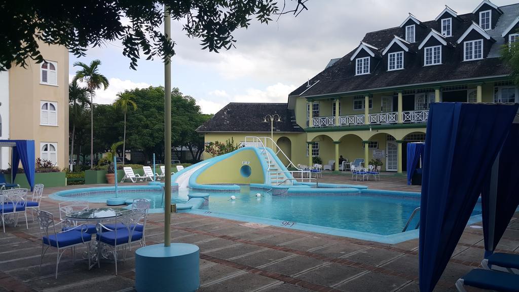 Studio 27 Ocho Rios Luaran gambar