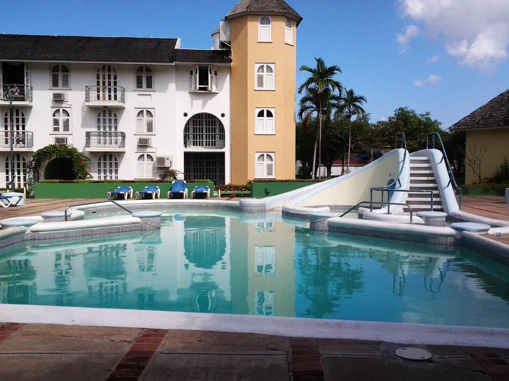 Studio 27 Ocho Rios Luaran gambar